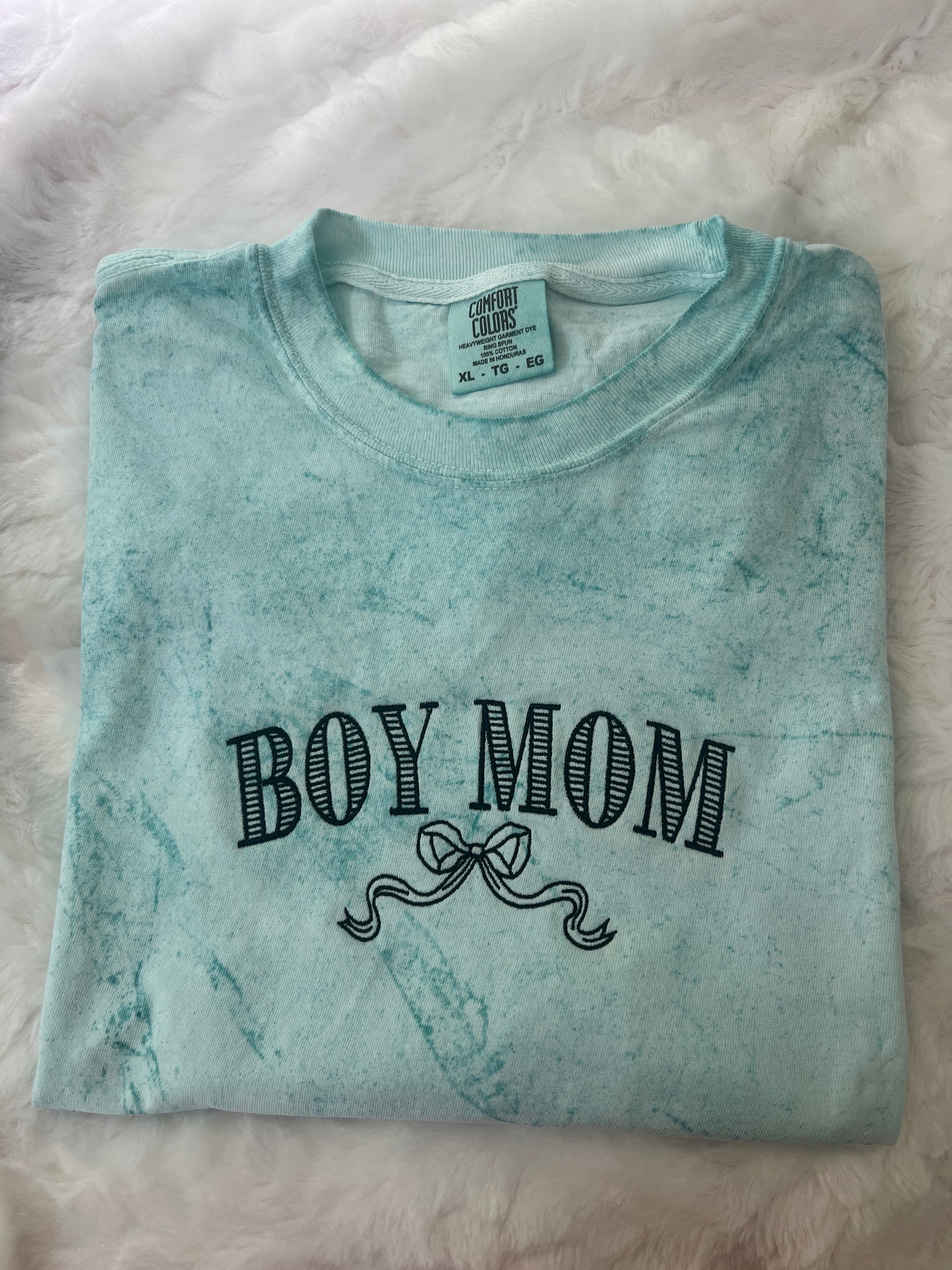 Boy Mom / Girl Mom W/ Bow